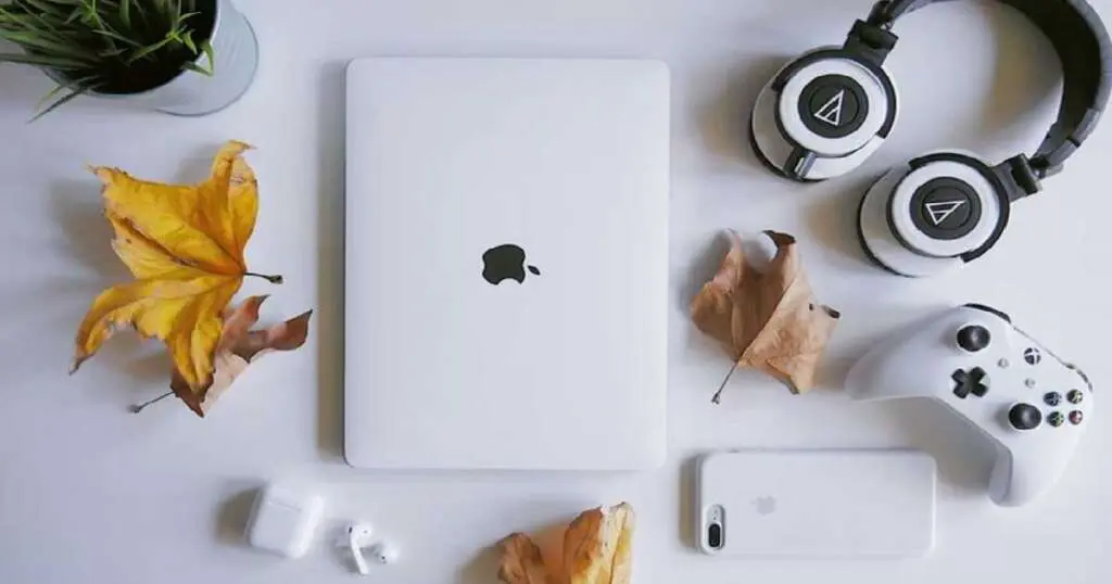 Macbook gadgets